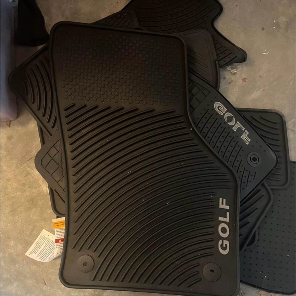 Volkswagen Golf mats